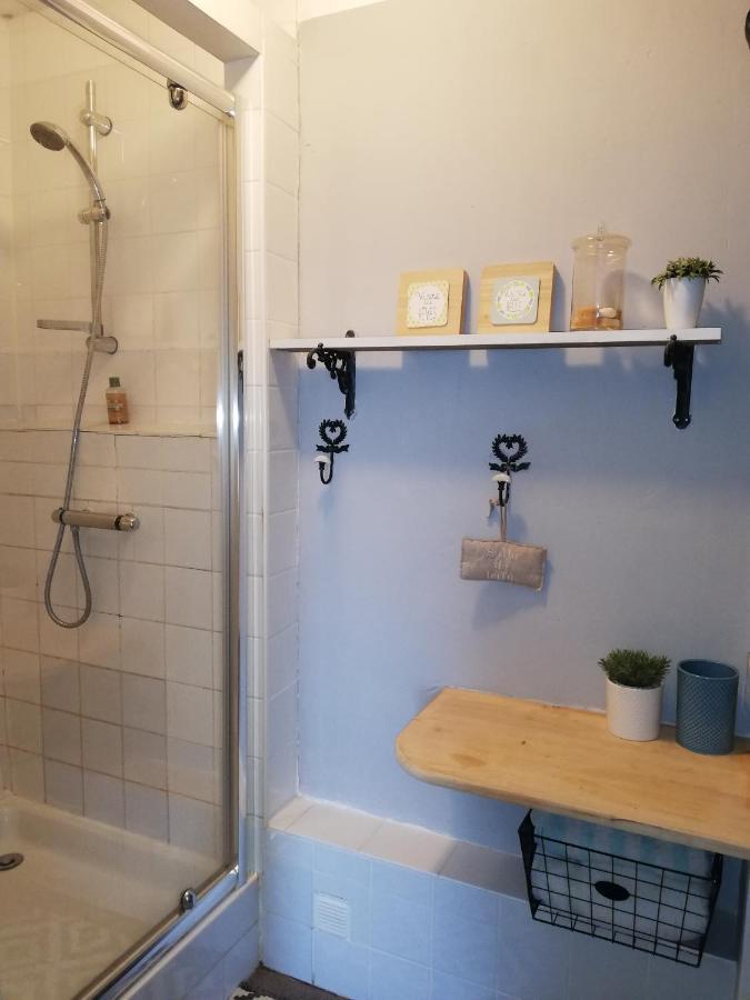 Chambre d'hôte équestre Au petit bonheur Chateldon Exterior foto